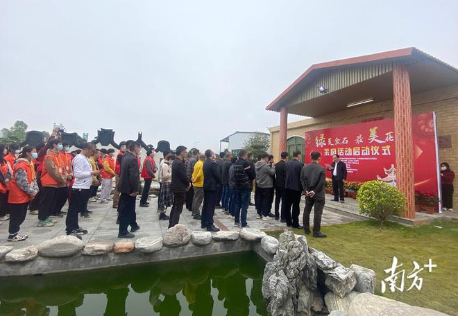 Kaiyun 开云新春走基层丨买年花到金石！“蝴蝶”温室翩飞“动物”园中遍布(图9)