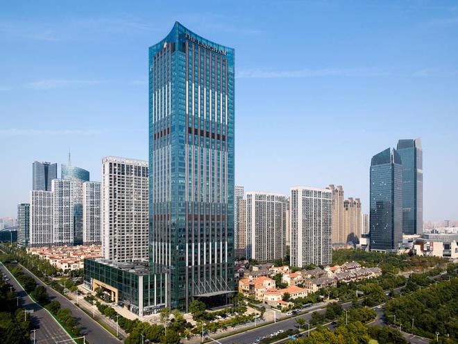 开云体育 Kaiyun.com 官网入口让爱不流浪宠爱在身边——合肥栢景朗廷酒店为流浪动物公益助力(图2)